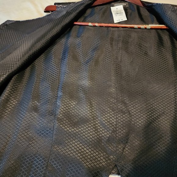 NEW WITH TAGS ELEGANT SILK FORMAL VEST , SIZE  XXL - Picture 3 of 4